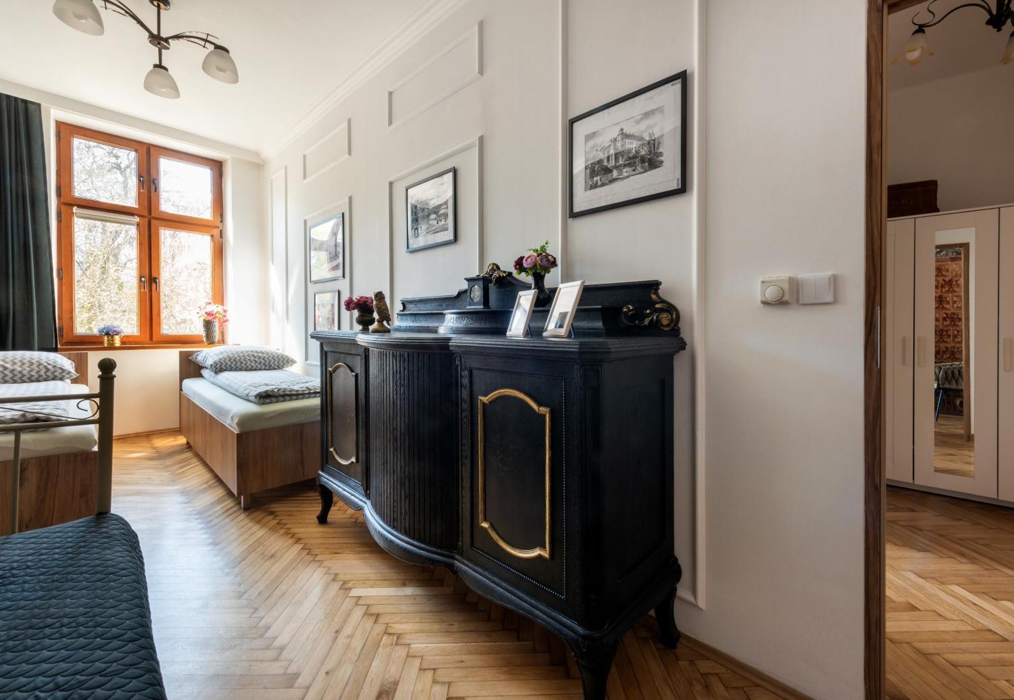 Apartament Tuz Przy Wawelu Краков Экстерьер фото