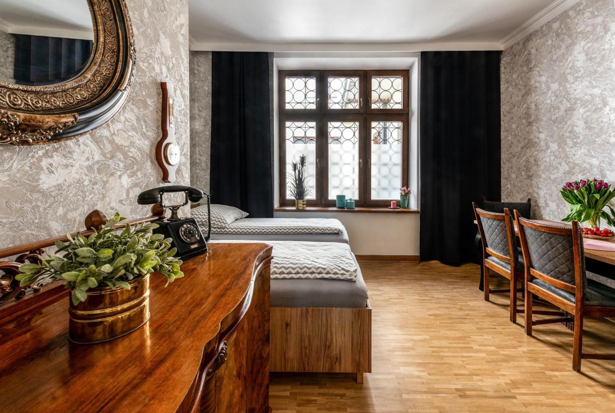 Apartament Tuz Przy Wawelu Краков Экстерьер фото
